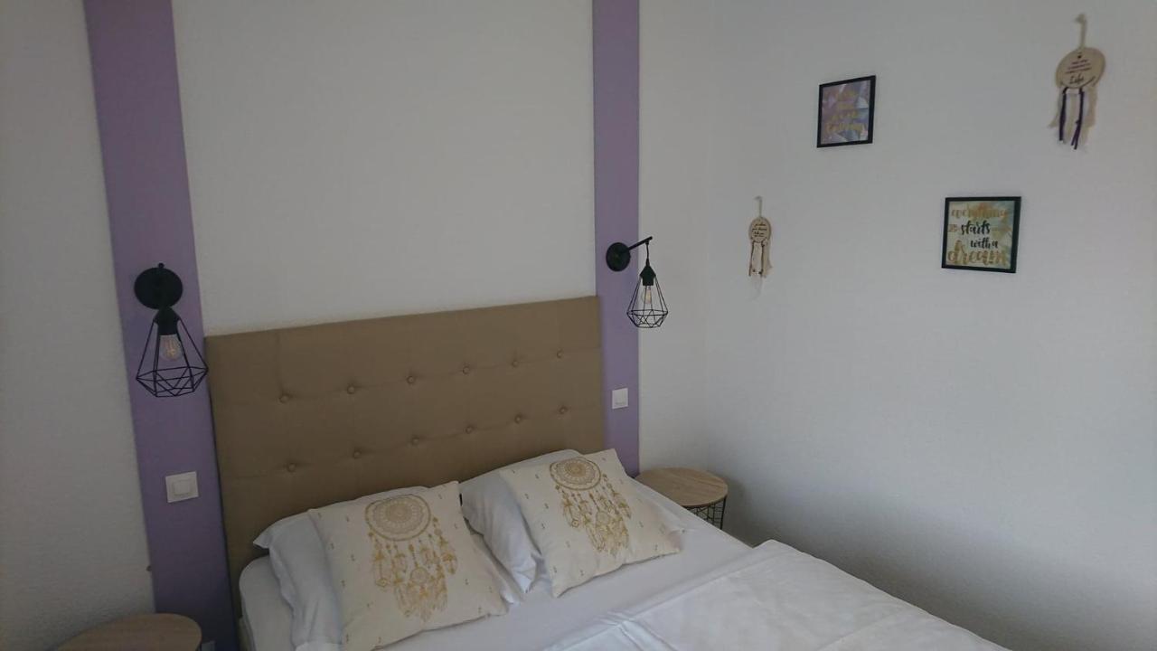 Hotel Les Deux Porches Verrieres  외부 사진